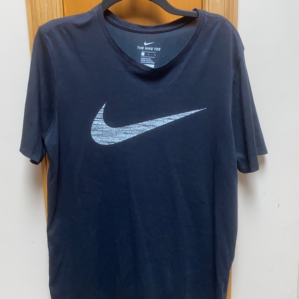 Nike tee shirt